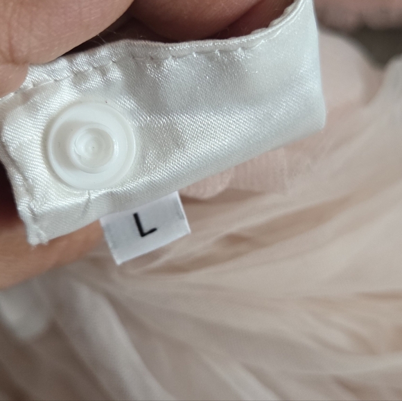 Pet Wedding Tulle Dress, Detachable Floral Dog Gown Large - Picture 7 of 8